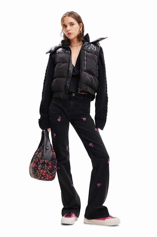 Desigual bezrękawnik czarny 23WWEW55