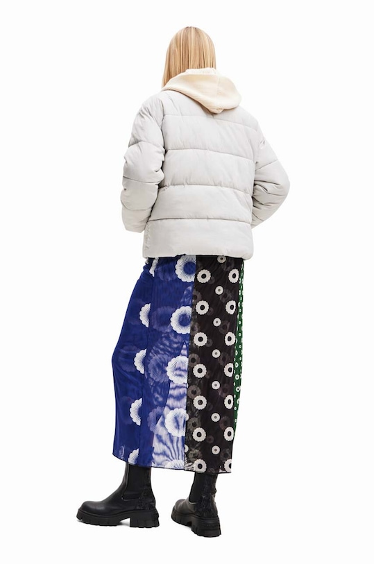 Jakna Desigual 23WWEW56 WOMAN WOVEN PADDED SHORT OVERCO 23WWEW56 bež AW23