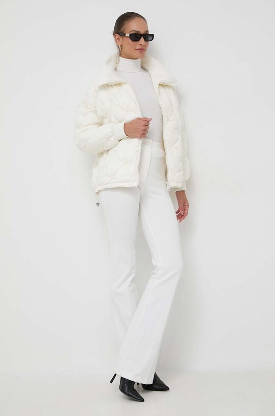 Guess kurtka W3BL44.WFR60 beżowy AW23