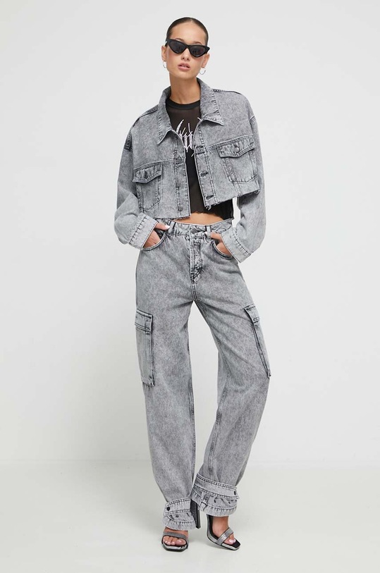 Traper jakna HUGO x Bella Poarch 50508816 siva AW23