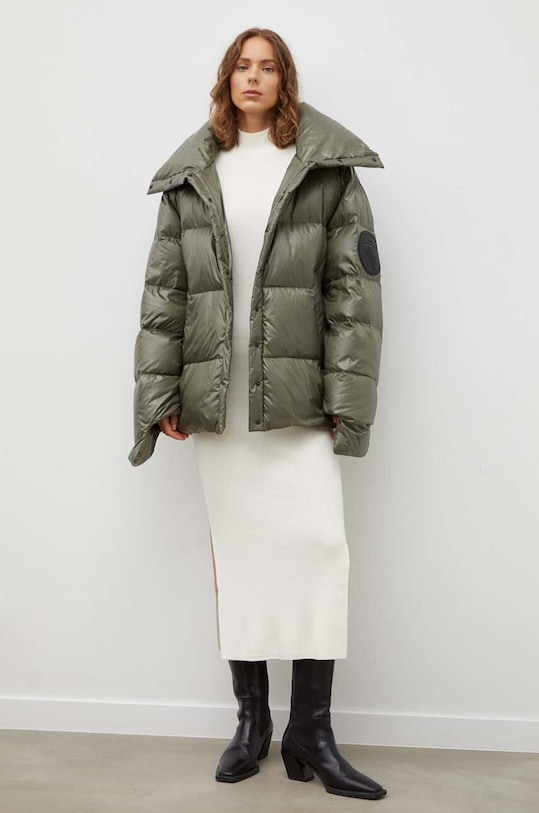 MMC STUDIO pehelydzseki Ilona pehelytoll zöld ILONA.BASIC