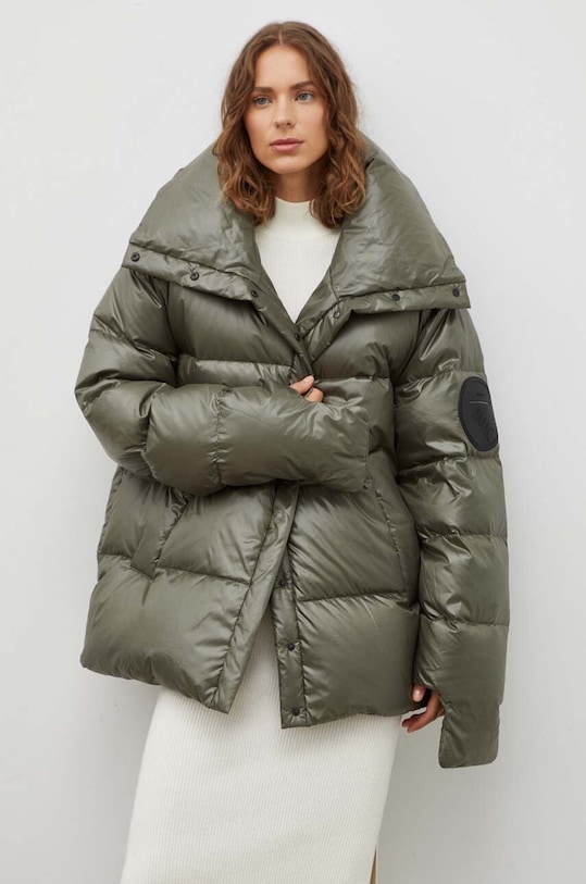 MMC STUDIO pehelydzseki Ilona ILONA.BASIC zöld AW23