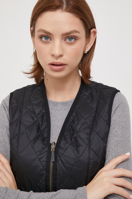 Безрукавка Barbour чорний LLI0001