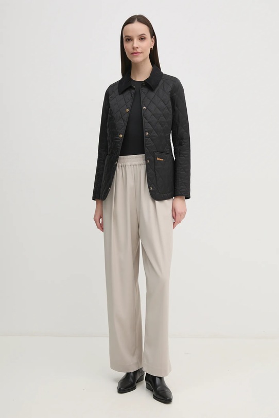 Bunda Barbour LQU0475 černá AA00