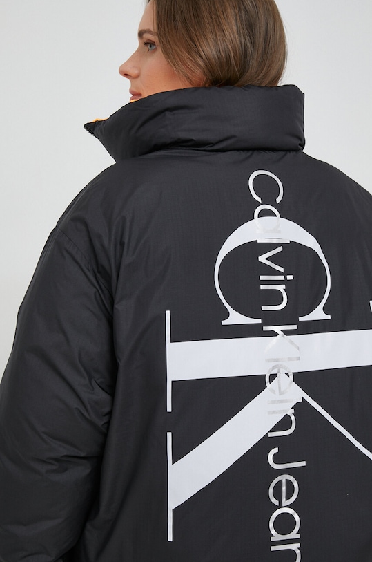 Oboustranná bunda Calvin Klein Jeans J20J222333 černá