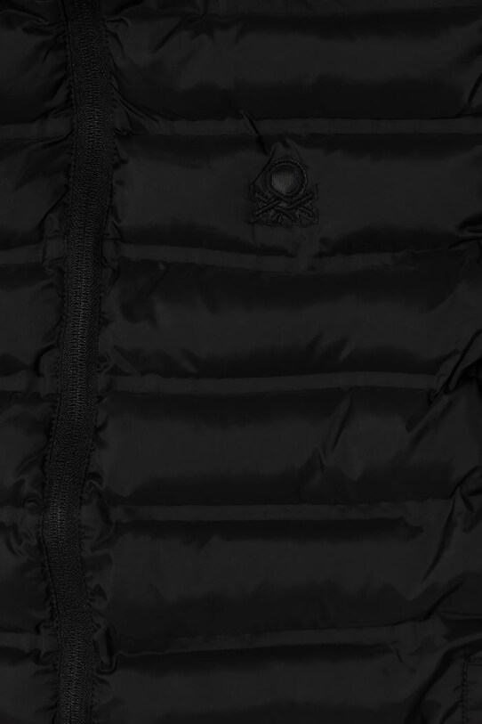 Chłopiec United Colors of Benetton kurtka dziecięca 2KL9CN02U.G.SEASONAL czarny