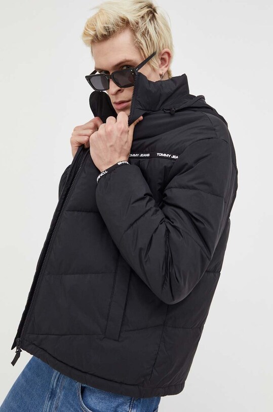 Куртка Tommy Jeans чёрный DM0DM16578
