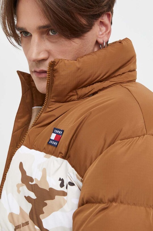 Tommy Jeans kurtka puchowa DM0DM17224 brązowy