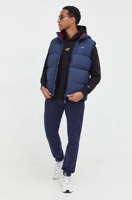Tommy Jeans bezrękawnik puchowy DM0DM15449 granatowy AW23