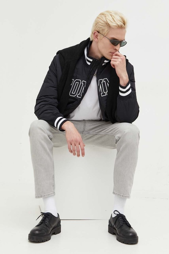 Bomber bunda Tommy Jeans DM0DM17479 černá AW23