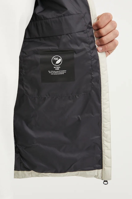 Jack Wolfskin geaca de puf Colonius 1207431