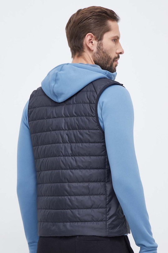 Odzież Under Armour bezrękawnik sportowy Storm 1380873 czarny