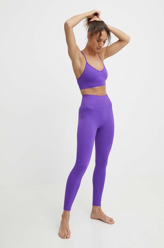 Леггинсы для йоги Casall Seamless Graphical Rib 22610 фиолетовой SS24