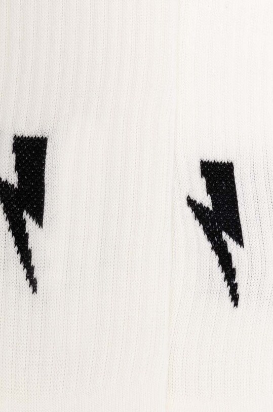 Neil Barett șosete BOLT COTTON SKATE SOCKS PBAC116.C9400.238 alb AW23