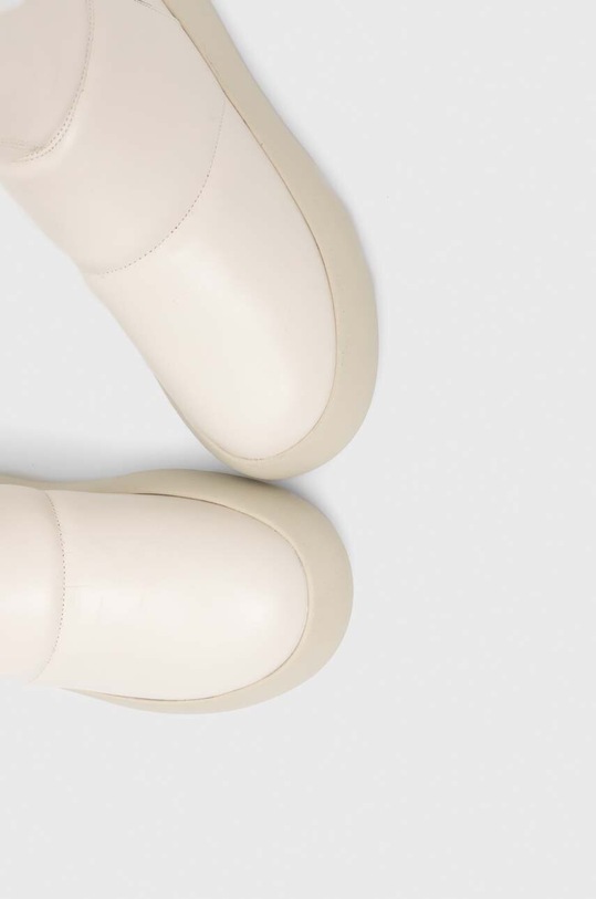 Vagabond Shoemakers śniegowce skórzane AYLIN biały 5438.001.02