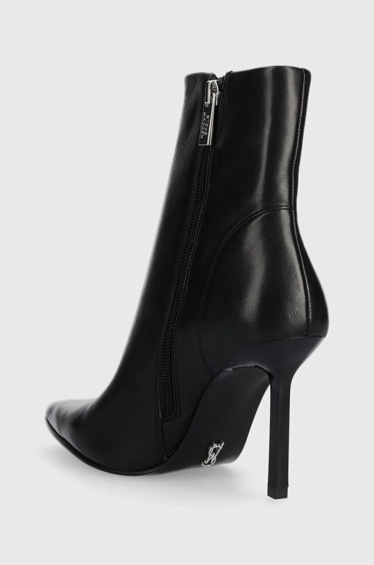 Boty Kožené kotníkové boty Steve Madden Iyanna SM11002278.017 černá