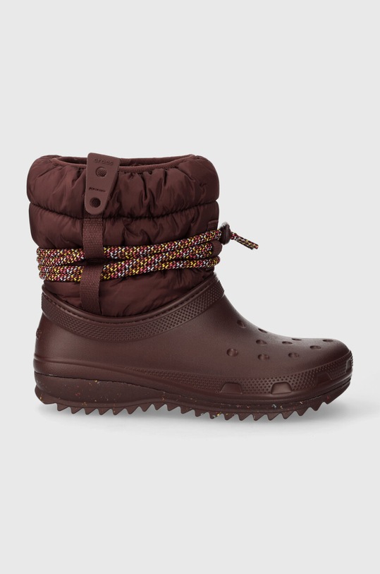 Crocs cizme de iarna Classic Neo Puff Luxe Boot izolat burgundia 207312.6WD