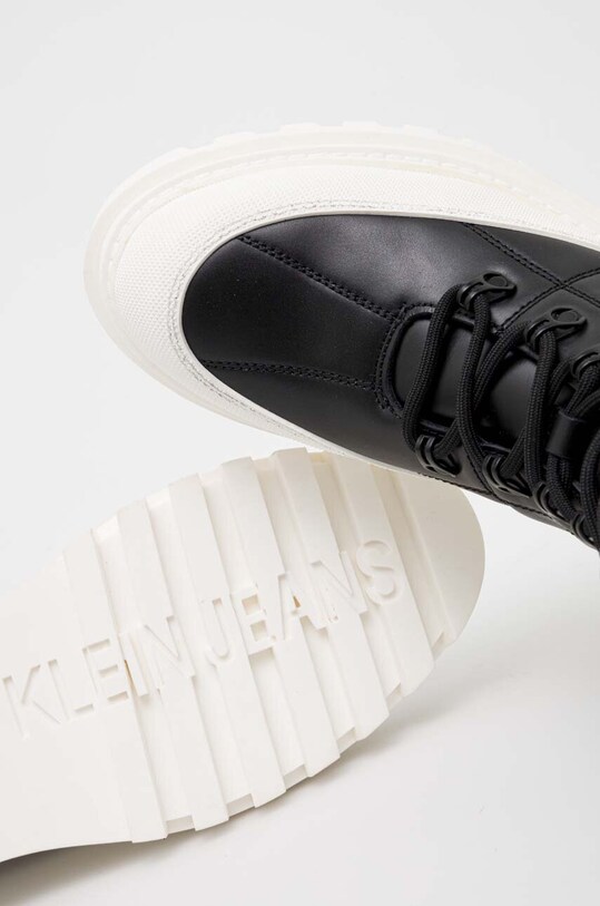 Шкіряні черевики Calvin Klein Jeans FLATFORM LACE UP BOOT LTH чорний YW0YW01110