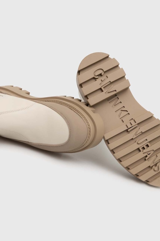 Δερμάτινες μπότες τσέλσι Calvin Klein Jeans FLATFORM CHELSEA BOOT LTH WN μπεζ YW0YW01111