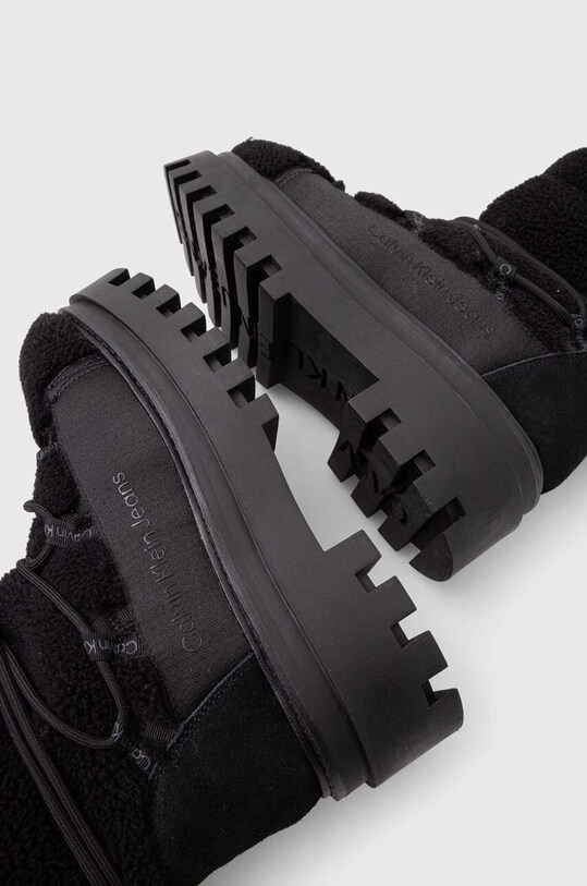 Зимние сапоги Calvin Klein Jeans FLATFORM SNOW BOOT SHERPA WN YW0YW01195 чёрный