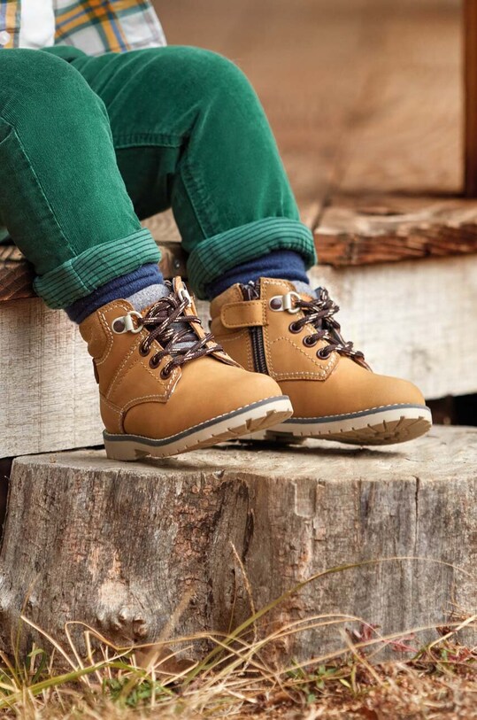 Mayoral buty zimowe skórzane dziecięce na zamek żółty 42429.57B.Baby