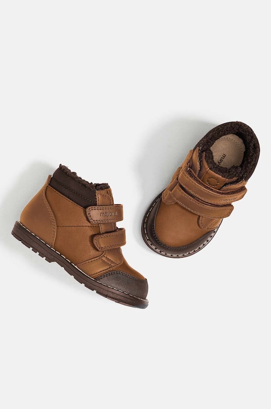 Mayoral buty dziecięce imitacja skóry licowej żółty 42431.59B.Baby