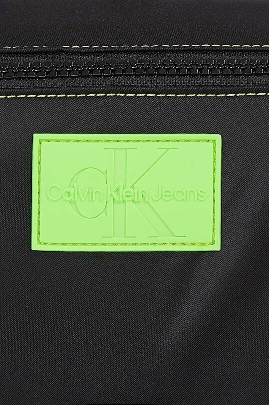 Dziewczynka Calvin Klein Jeans plecak dziecięcy IU0IU00501.9BYX czarny