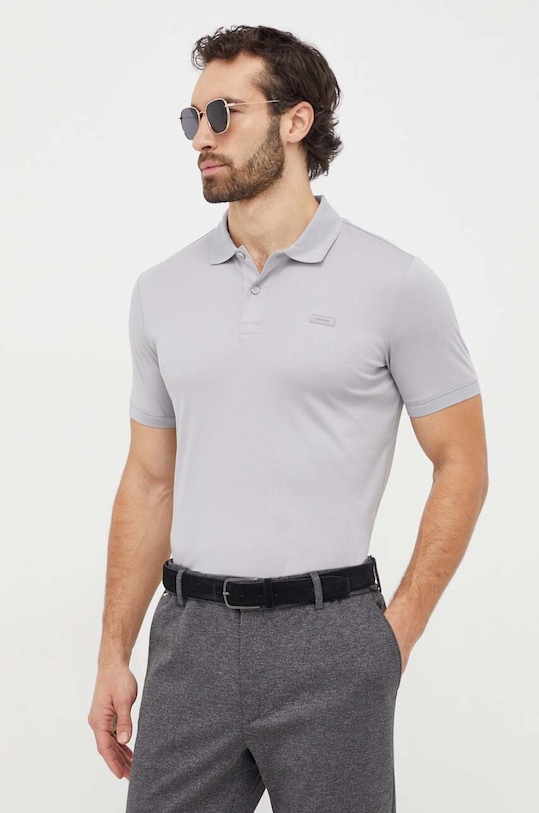 Βαμβακερό μπλουζάκι πόλο Calvin Klein slim γκρί K10K111657