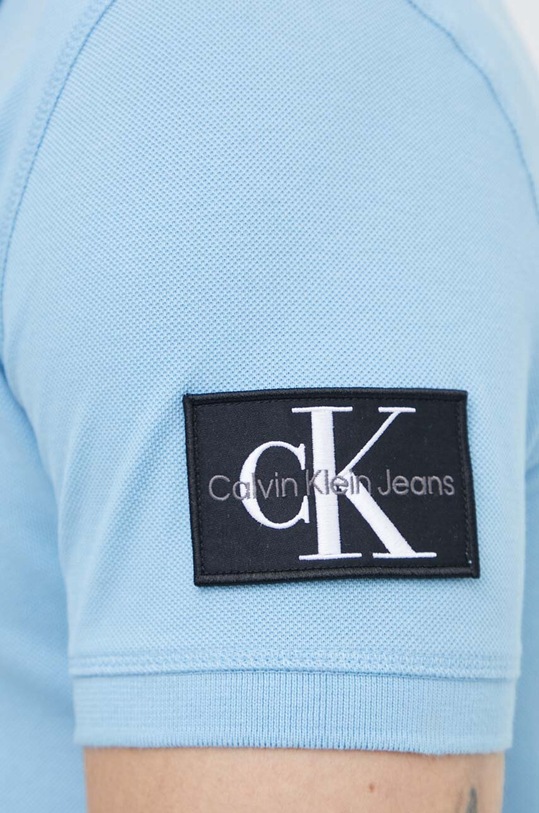 Памучна тениска с яка Calvin Klein Jeans син J30J323394