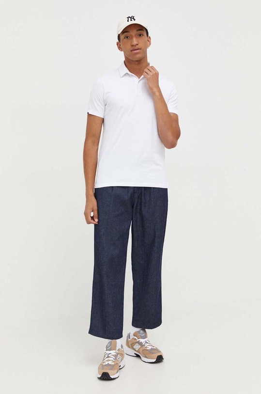Superdry polo bawełniane M1110323A.01C biały AW23