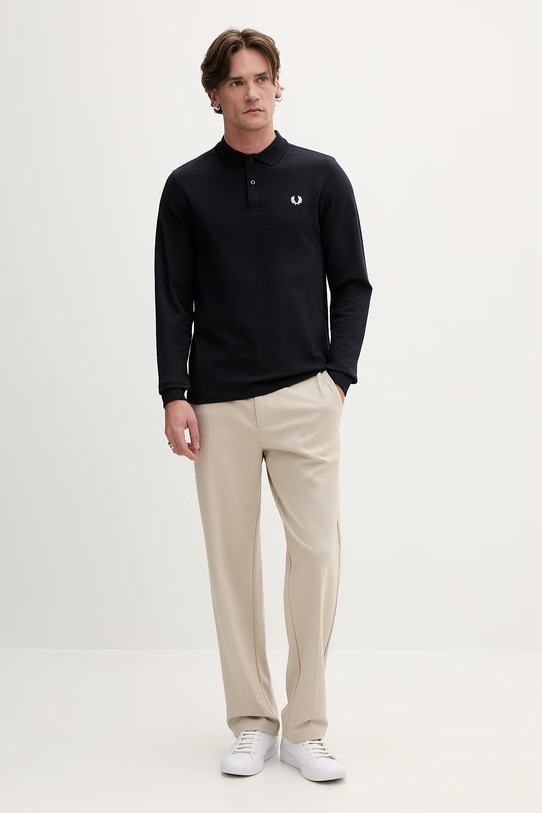 Fred Perry longsleeve bawełniany M6006.608 granatowy AW23