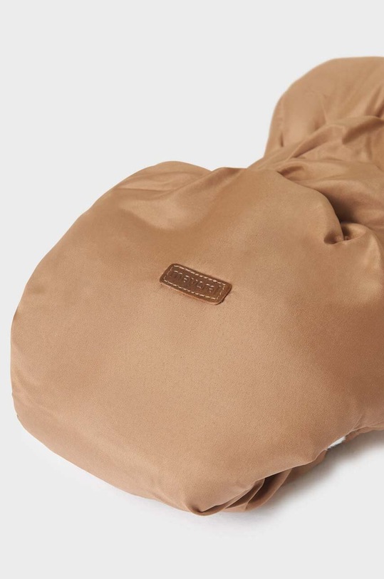 Chłopiec Mayoral Newborn rękawiczki do wózka 19163.2E.Newborn beżowy