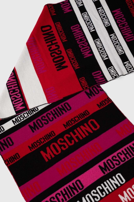 Vlněná šála Moschino M5745.30771 fialová AW23