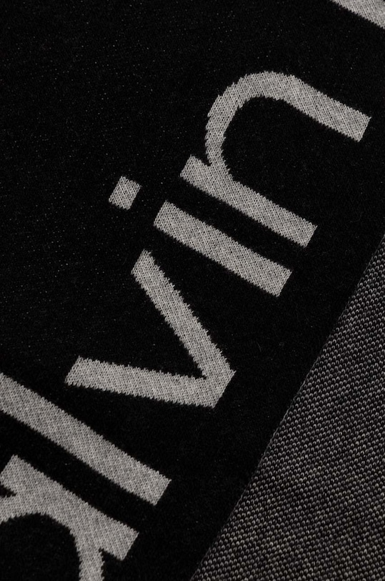 Calvin Klein szalik z domieszką wełny K60K611117 czarny AW23