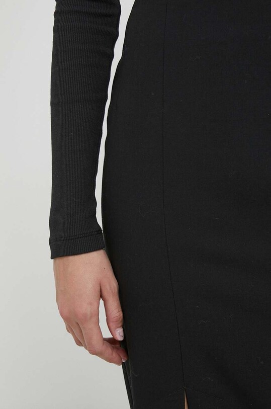 Suknja Sisley crna 47N8L001N.100