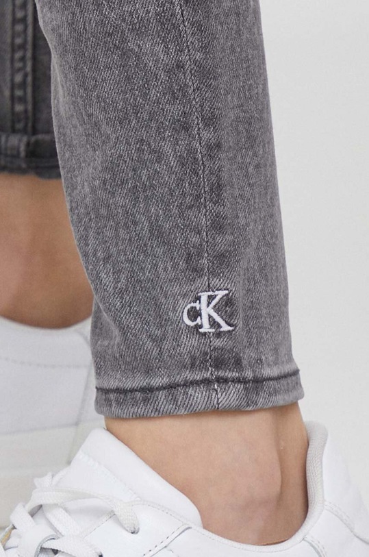 Τζιν παντελόνι Calvin Klein Jeans γκρί J20J221776