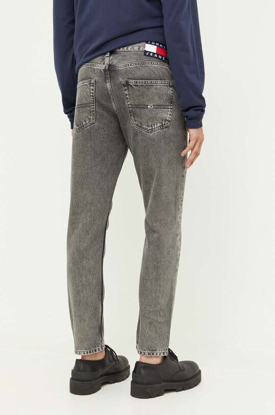 Rifle Tommy Jeans Dad Jean DM0DM17443 sivá AW23