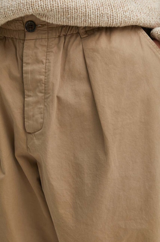 Universal Works pamut nadrág Pleated Track Pant bézs 29523