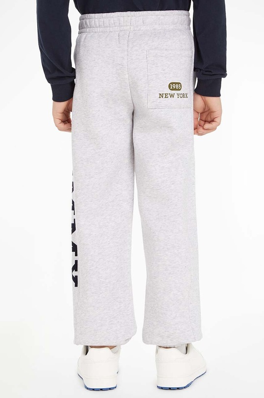 Dětské tepláky Tommy Hilfiger KB0KB08631.128.176.9BYX