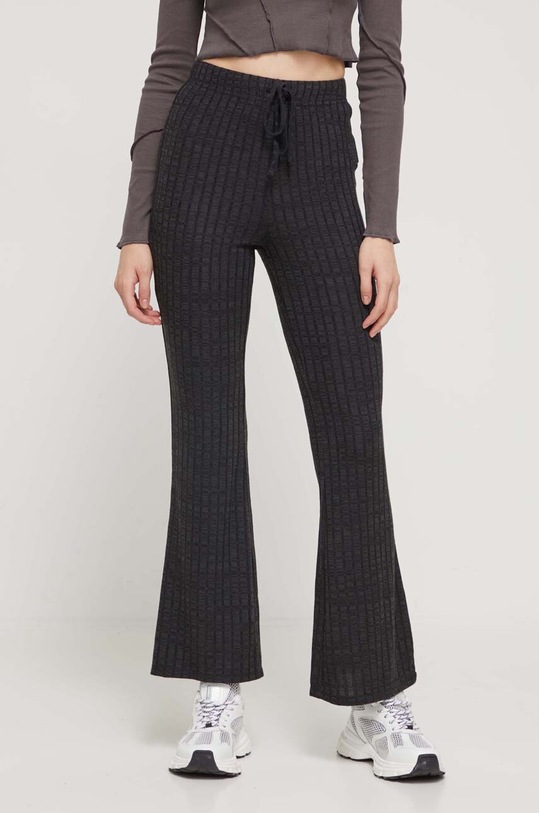Billabong spodnie dresowe wzorzyste czarny ABJNP00362
