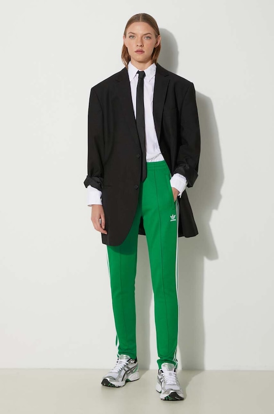 Παντελόνι φόρμας adidas OriginalsAdicolor Classics SST IK6601 πράσινο AW23