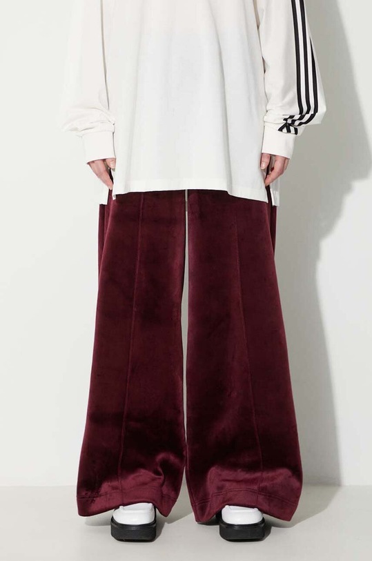 Tepláky adidas Originals Velvet Pant Maroon pletenina burgundské IL5744