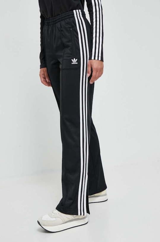 Спортен панталон adidas Originals Adicolor Classics Firebird трикотаж черен IL8763