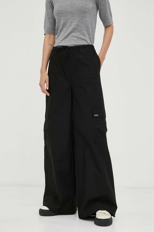 Résumé pantaloni 17880983 negru AW23