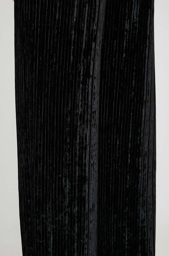 Hlače Guess crna W3BB11.KBWC2