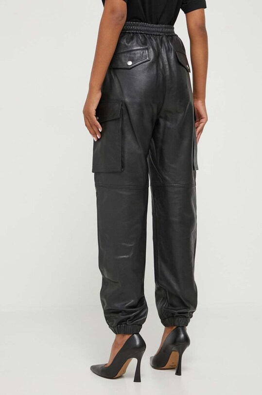 Odzież Moschino Jeans spodnie skórzane 3703.8221 czarny