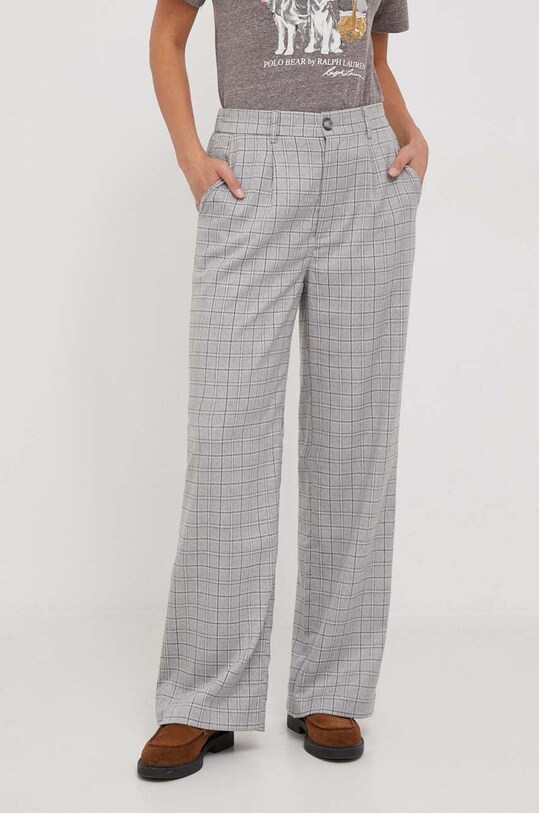 Oblačila Hlače Pepe Jeans PL211679.0AA siva