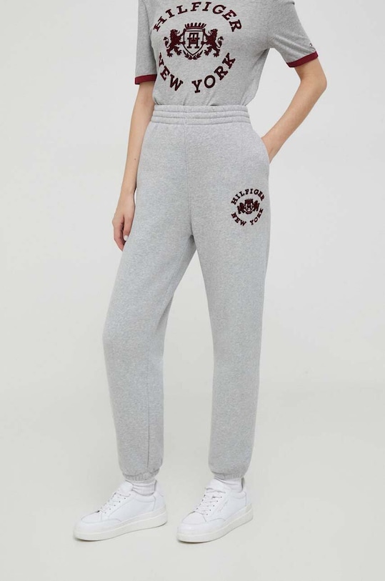 Tepláky Tommy Hilfiger pletenina šedá WW0WW39817