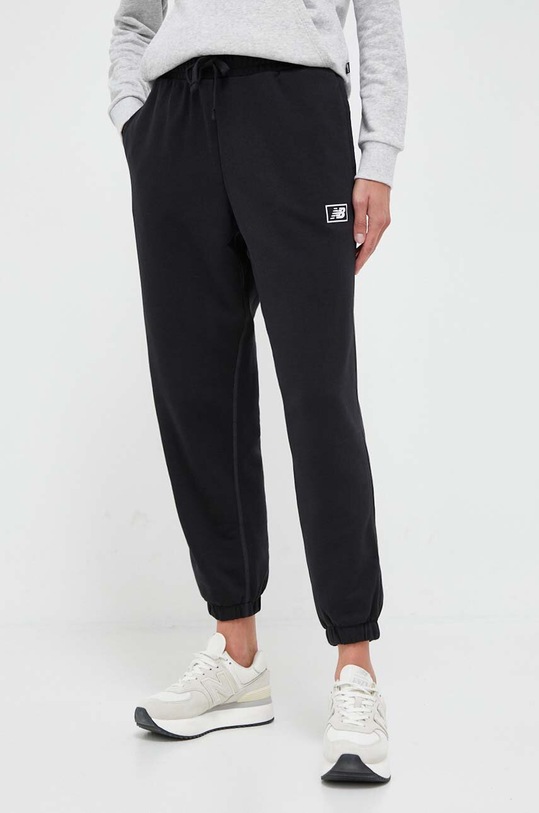 New Balance pantaloni de trening WP33508BK negru AW23