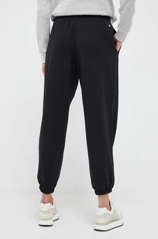Îmbrăcăminte New Balance pantaloni de trening WP33508BK negru
